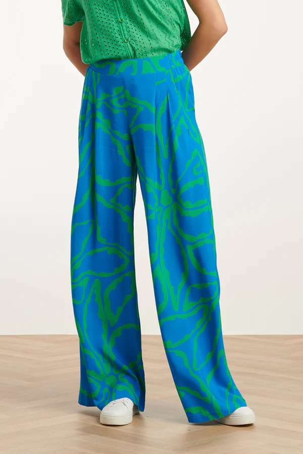 SMASHED LEMON Wide Leg Pants with Graphic Floral Print Bright Blue and Grass Green