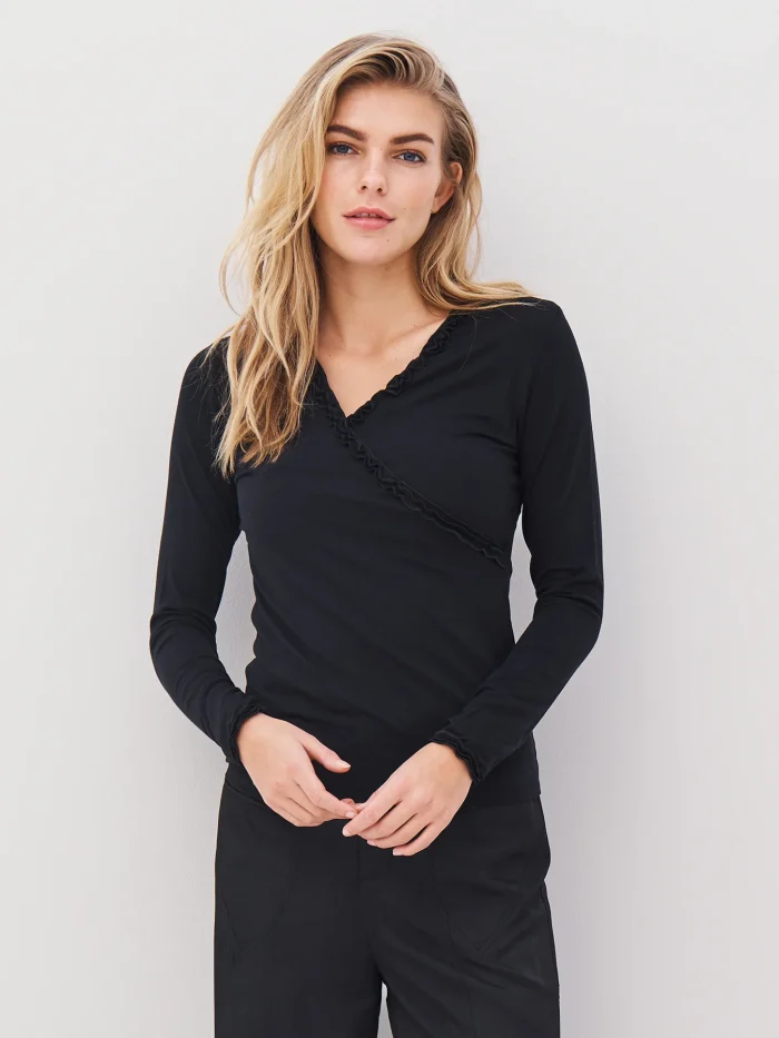 NU ADELE WRAP TEE