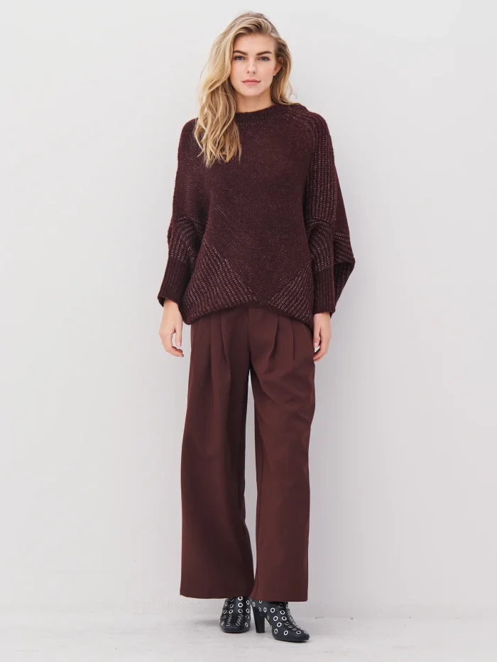 NU AMIA KNIT PONCHO