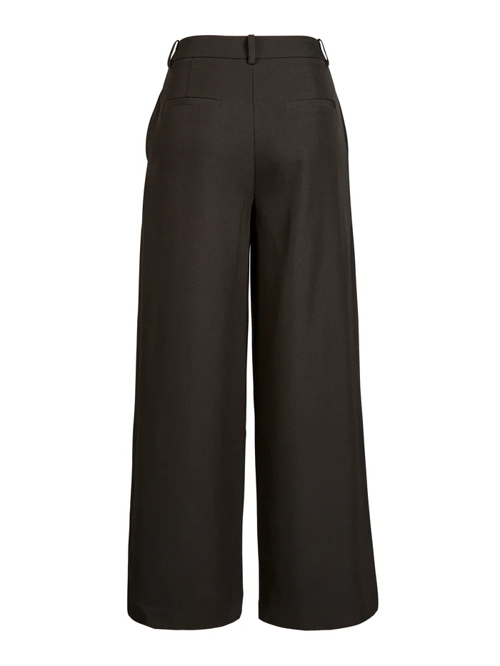 NU ARIEL TROUSERS