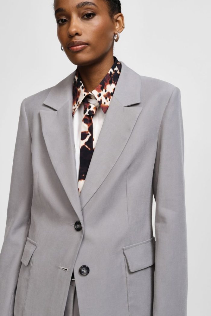 PLEASE BLAZER WITH BUTTON CLOSURE