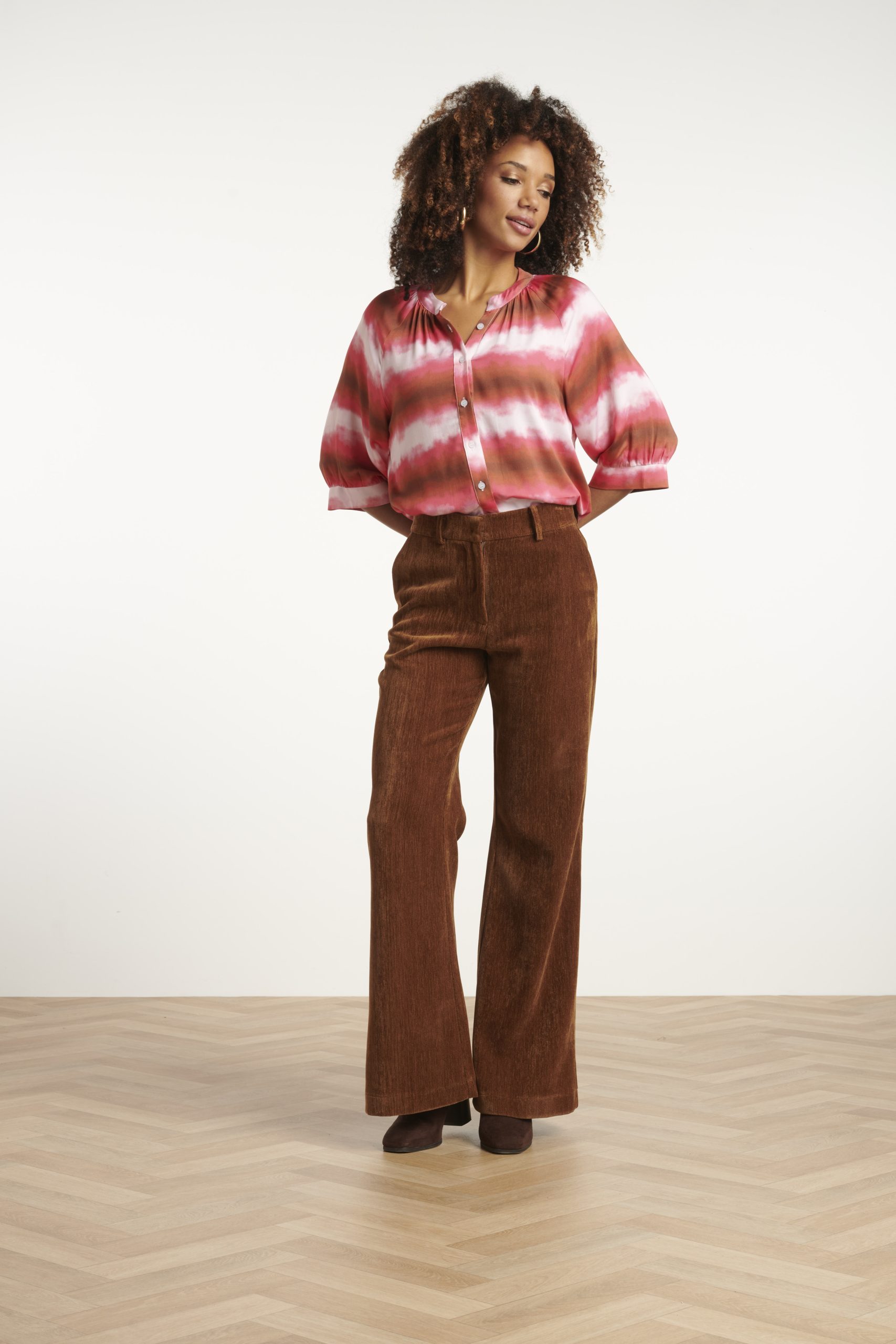 SMASHED LEMON RETRO CHIC BROWN FLARED PANTS