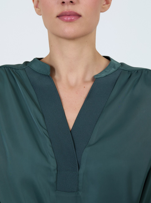 SKATIE SATIN RIBBED BLOUSE