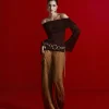 COLCCI SLIM OFF-THE-SHOULDER BLOUSE