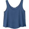 SATIN FINE ECOVERO SLEEVELESS CROPPED TOP