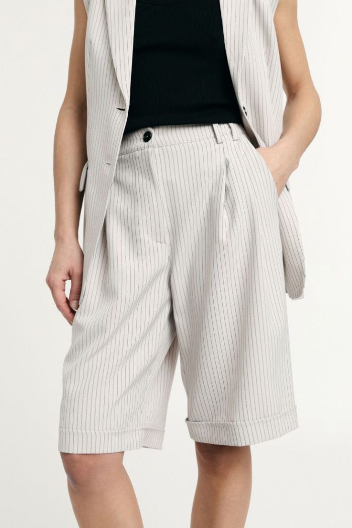 PLEASE REGULAR-FIT BERMUDA SHORTS WITH PLEATS AND STRIPED