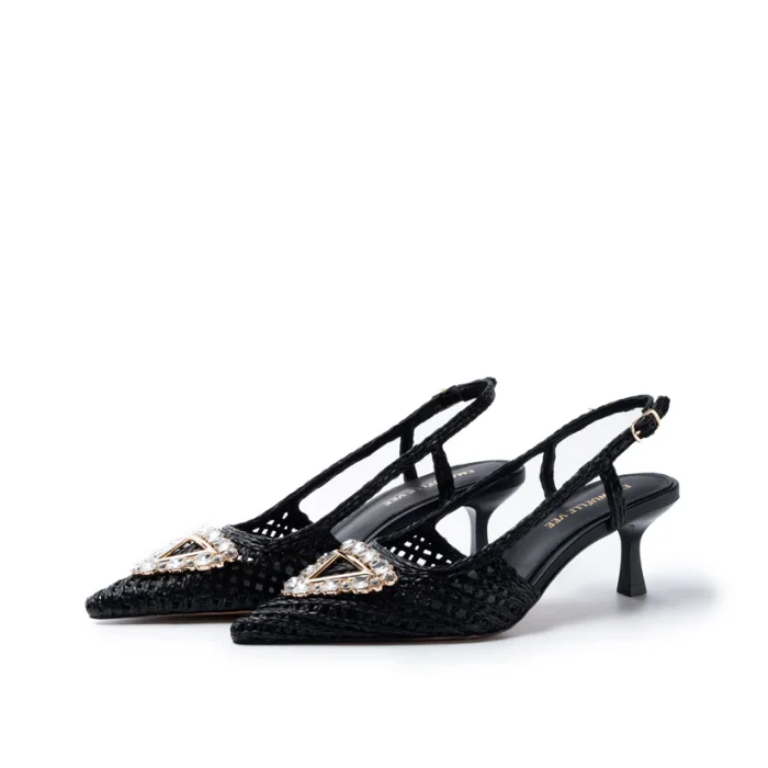 EMANUELLE VEE  CHANEL STYLE  DIVINE