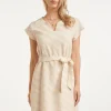 Zomerse-Jurk-Met-Taillelint-En-Diagonale-Print-Sand-Dark-Sand SMASHED LEMON DRESS WITH WAISTBAND AND DIAGONAL PRINT