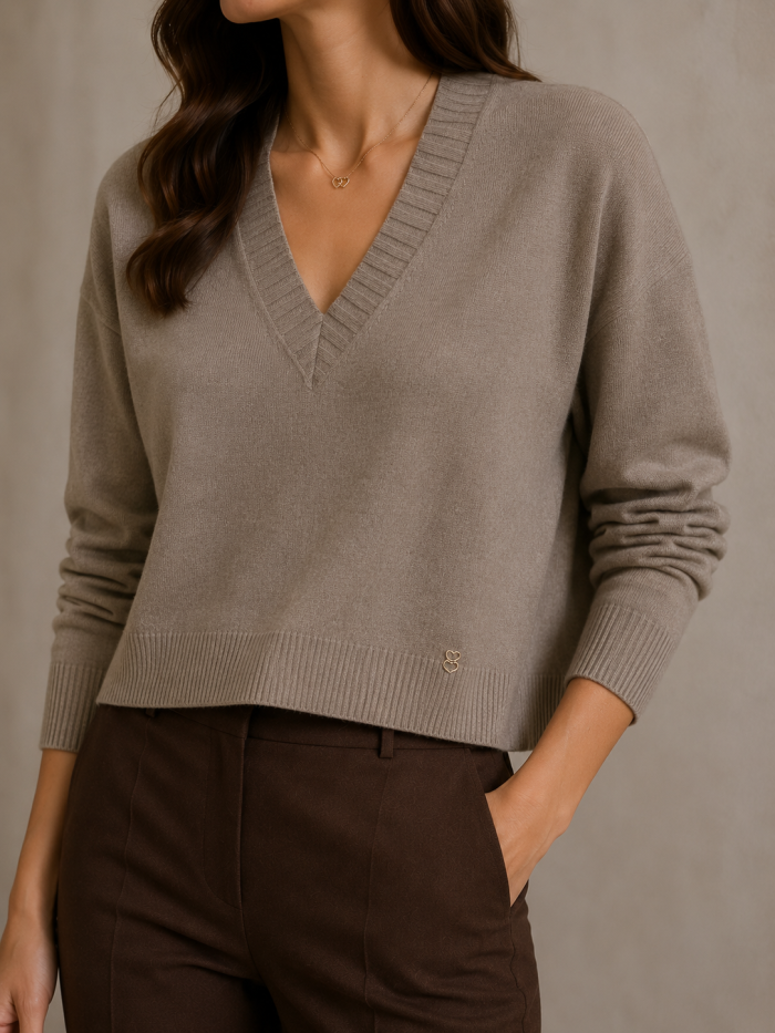PLEASE CROP KNIT SWEATER