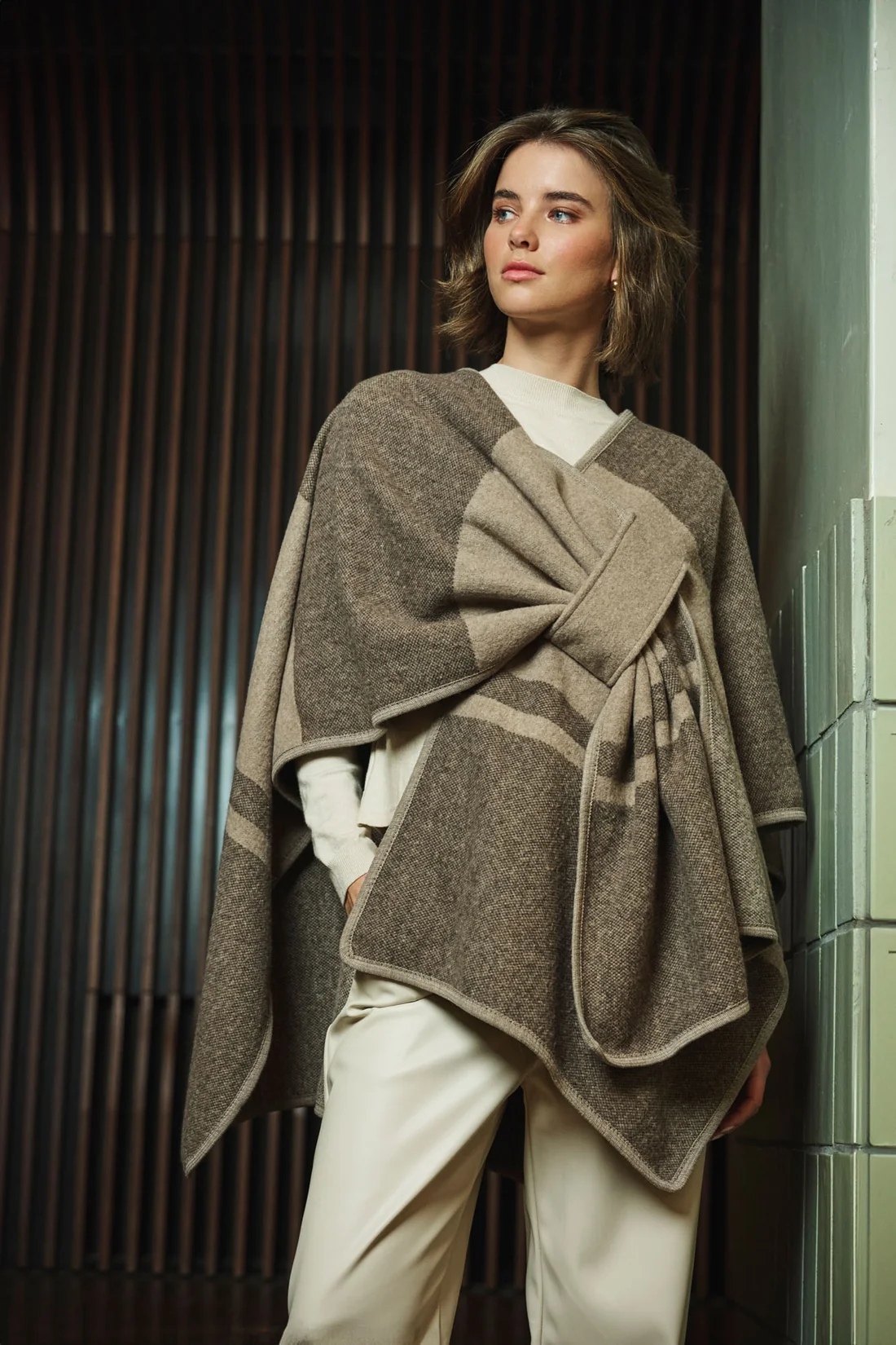 RINO&PELLE LEVIN CAPE