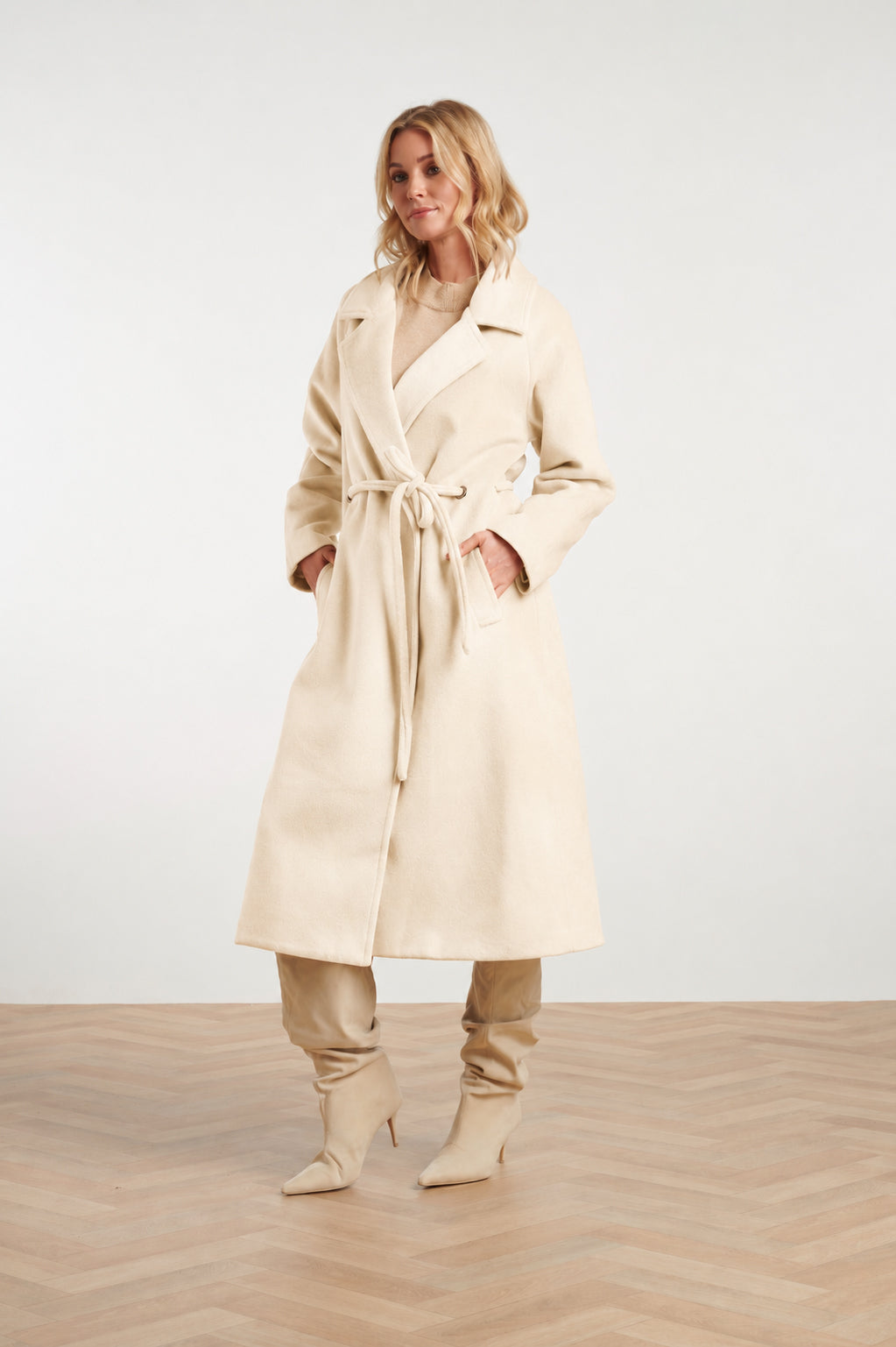 SMASHED LEMON LONG COAT WITH TIE BELT