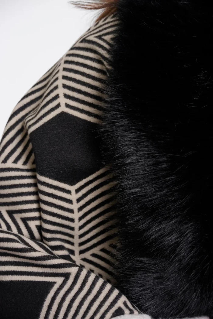 Hanley.7002612_Black-birch_02 GIOSEPPO HANLEY CAPE