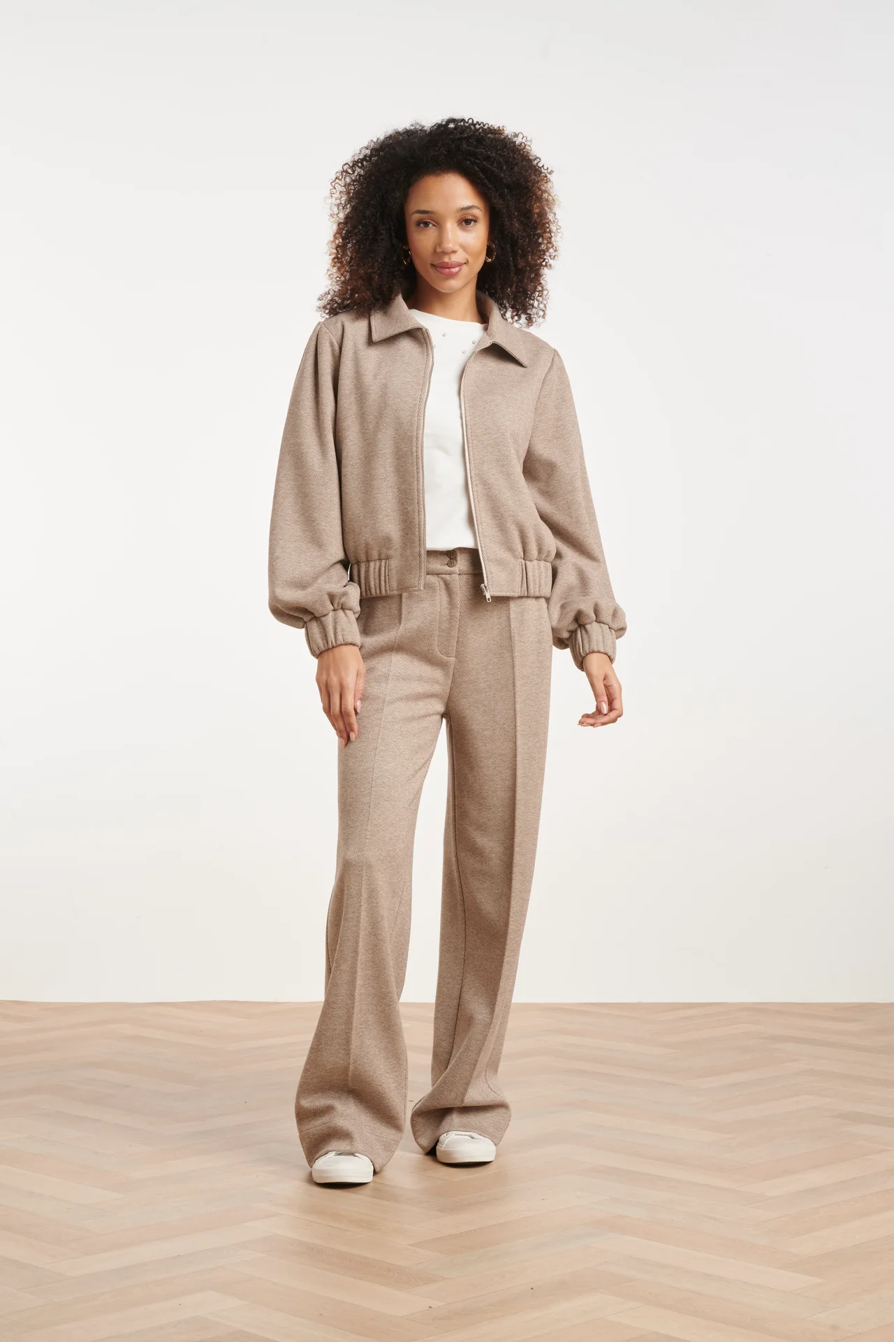 Wide-Leg-Broek-van-Geweven-Stof-met-Visgraatstructuur-Taupe_c31a4cf1 SMASHED LEMON WIDE LEG PANTS